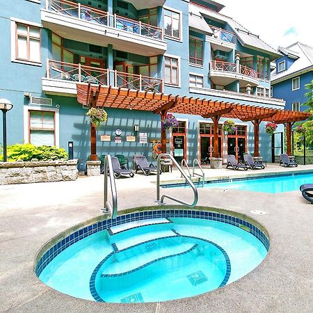 Alpenglow Lodge Family & Work Retreat By Mva Whistler Dış mekan fotoğraf