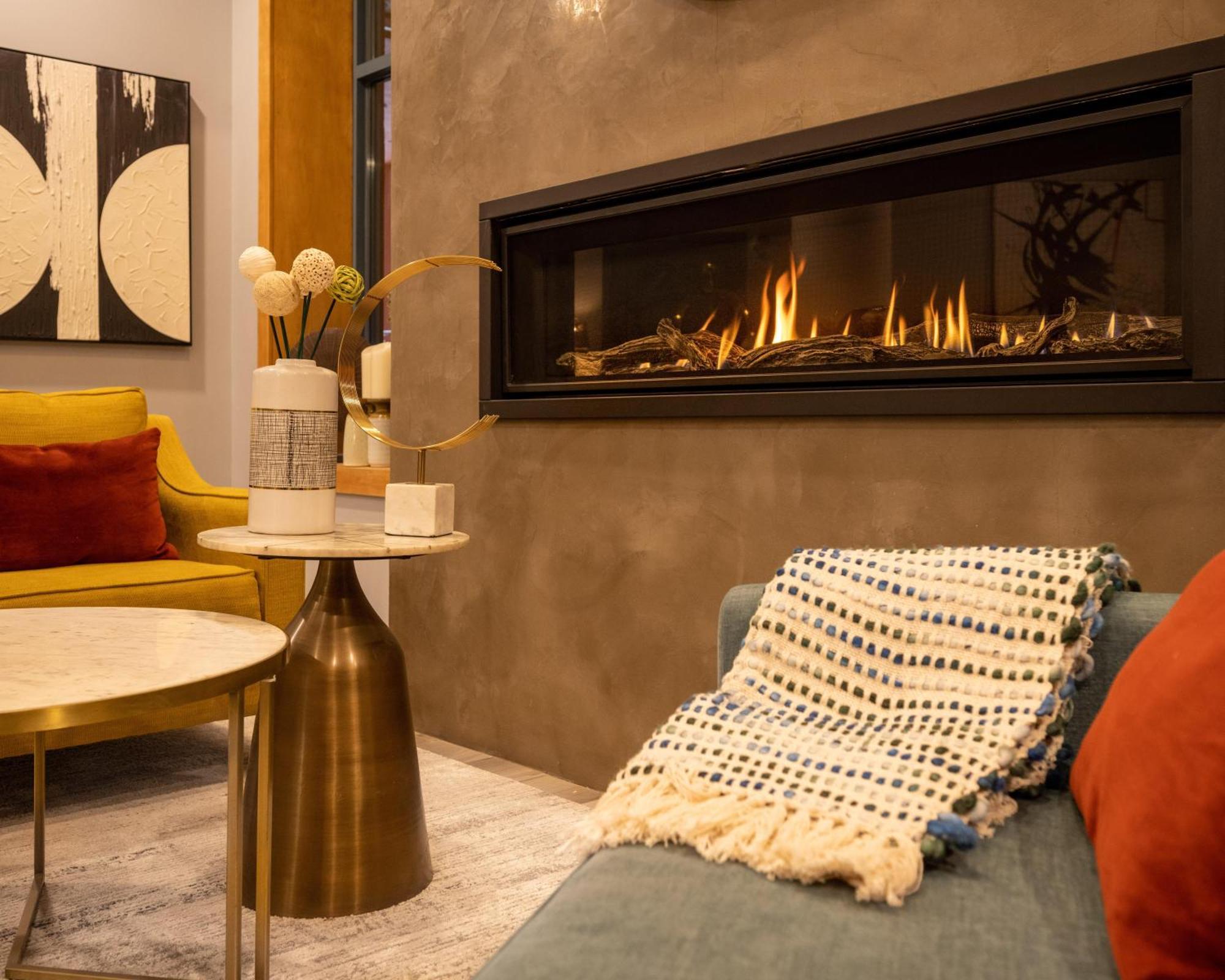 Alpenglow Lodge Family & Work Retreat By Mva Whistler Dış mekan fotoğraf