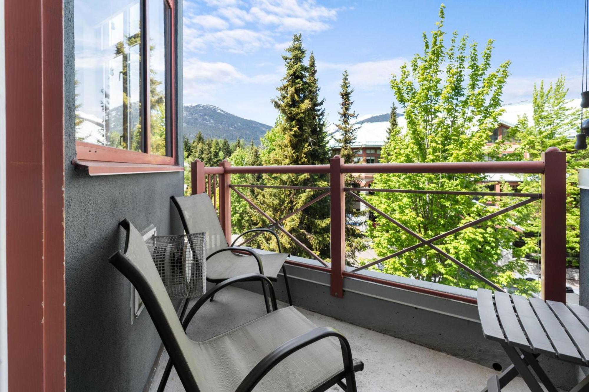 Alpenglow Lodge Family & Work Retreat By Mva Whistler Dış mekan fotoğraf
